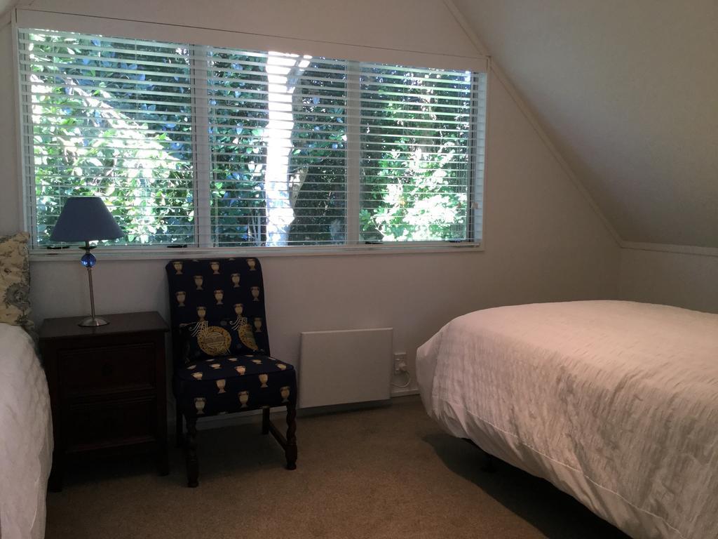 Sunny Glen Cottage Waikanae Kültér fotó